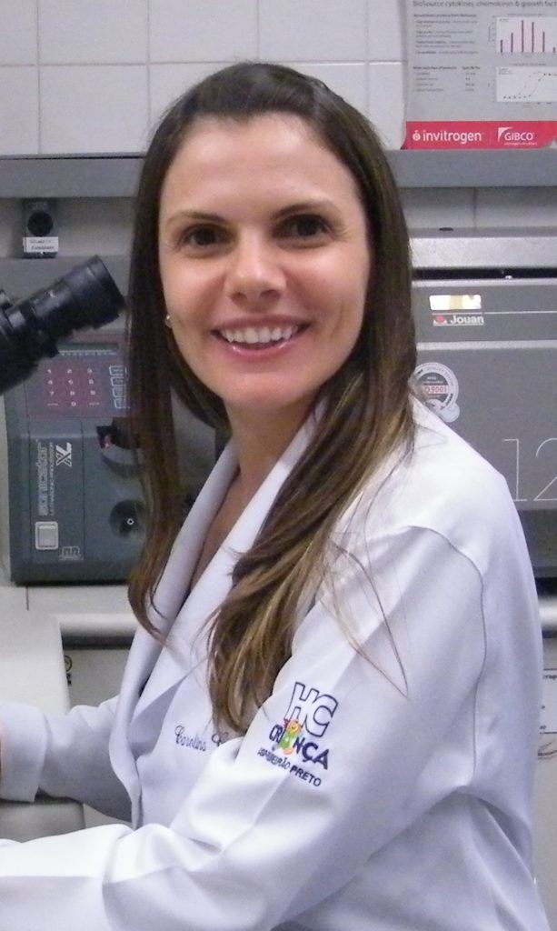 A bióloga e cientista Carolina Caliari, que coordena pesquisa na USP Ribeirão Preto. 