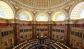 Um dos ambientes da Biblioteca do Congresso Norte Americano, considerada a maior do mundo.