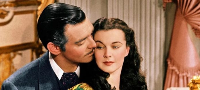Clark Gable e Vivien Leigh em cena do clássico 