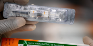 Vacina chinesa Coronavac, em teste no Brasil, foi aprovada para uso emergencial na China. Foto - Instituto Butantan-Divulgação