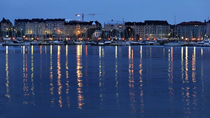 Helsinque, capital da Finlândia, que foi eleito pela ONU como país mais mais feliz do mundo. Imagem - Pixabay