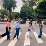 Laís, Gisele, Flávia e Maiara compartilham da ideia de que almoço bom é aquele temperado com amizade e risadas. Foto - Fabiano Domingues